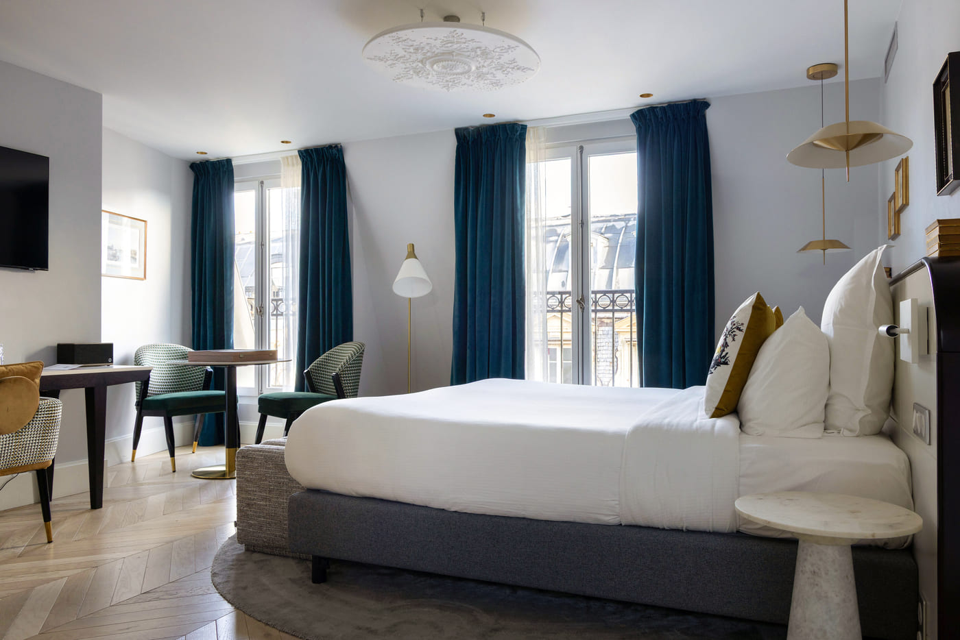Afterworks, Suite