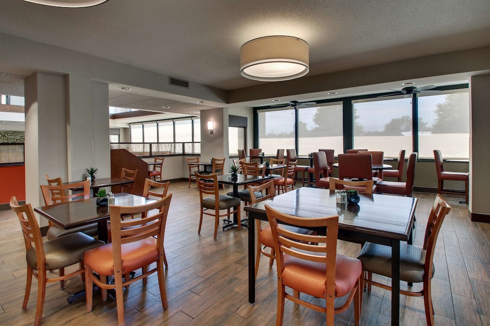Drury Inn and Suites Evansville East 35/50