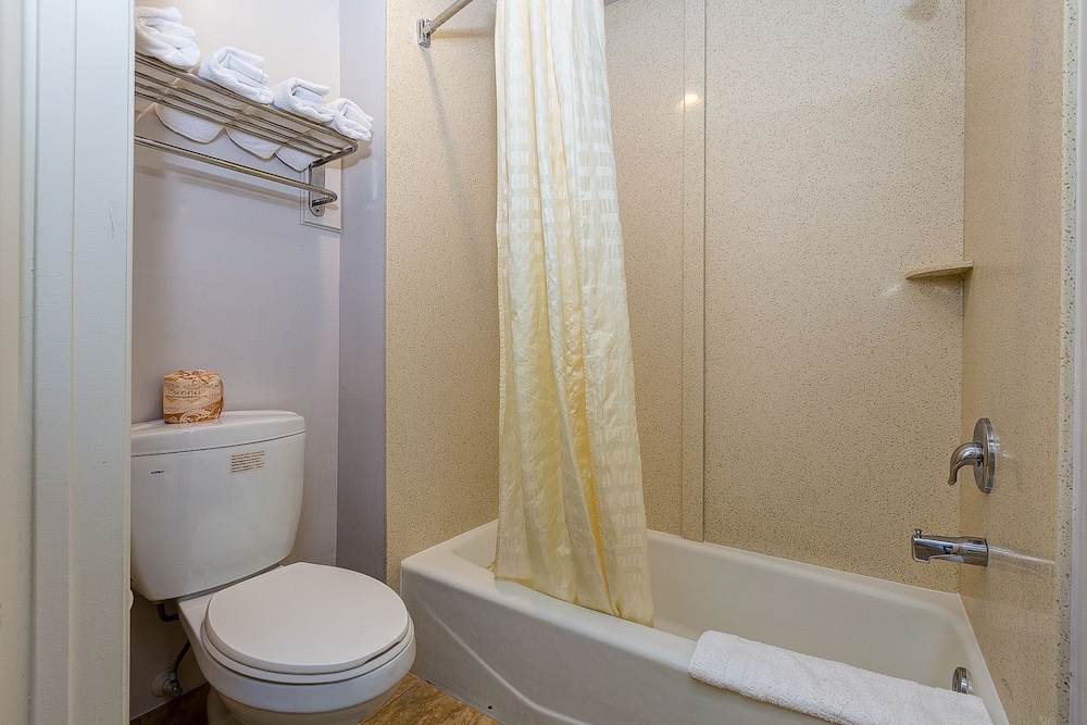 Buena Vista Inn 16/24