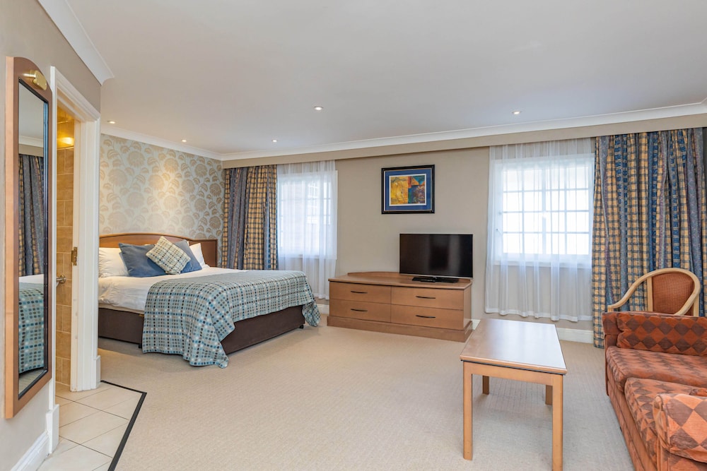 Mercure Tunbridge Wells 20/75