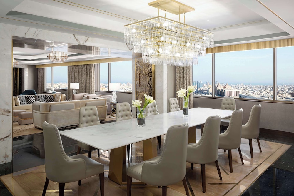 جراند حياة الخبر(Grand Hyatt Alkhobar Hotel and Residences) 38/50