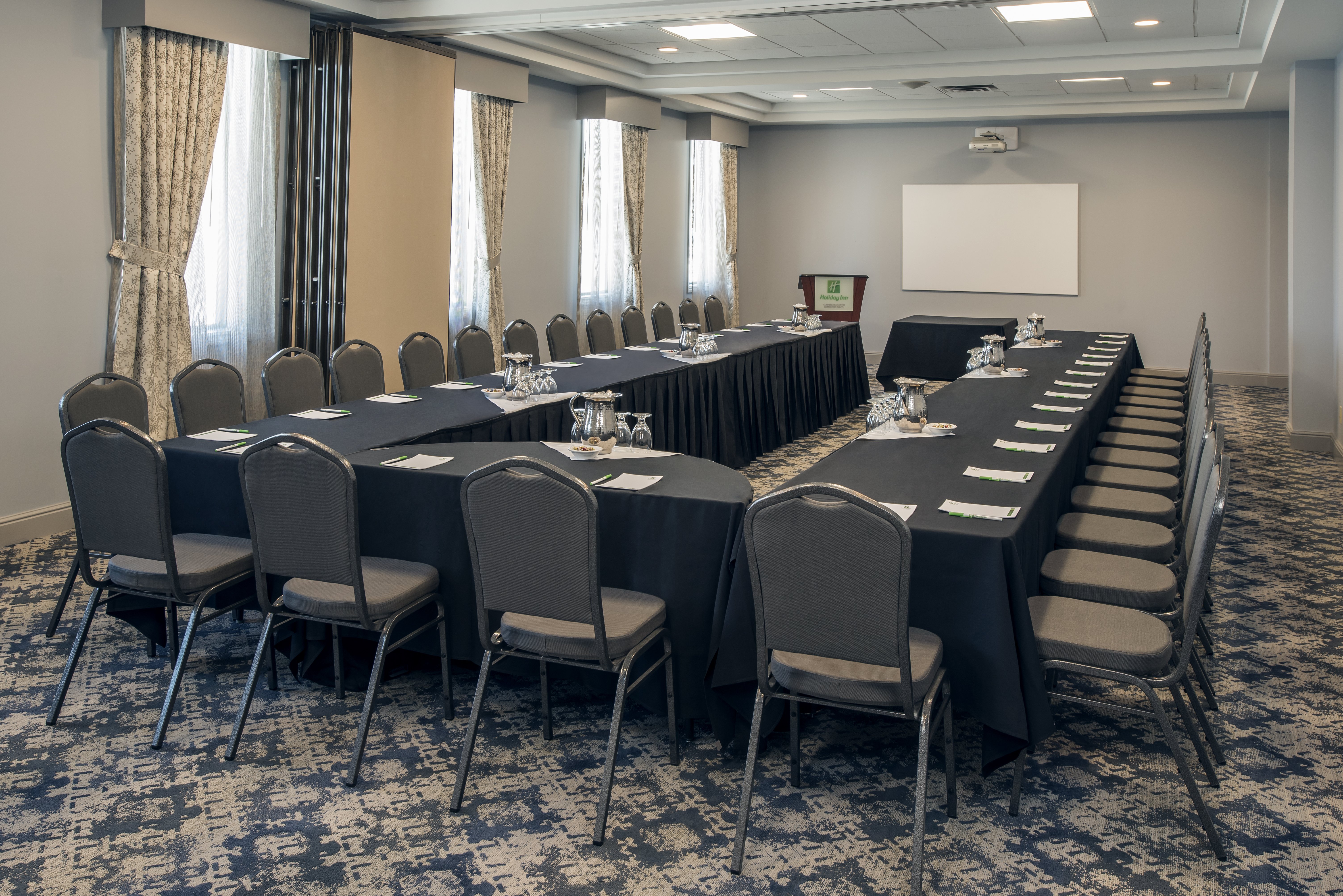 Holiday Inn Conference Ctr Edmonton South 59/72