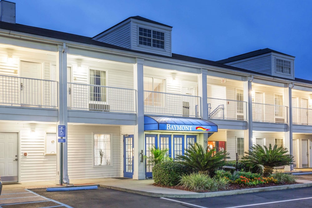 Baymont By Wyndham Valdosta At Valdosta Mall 8/36