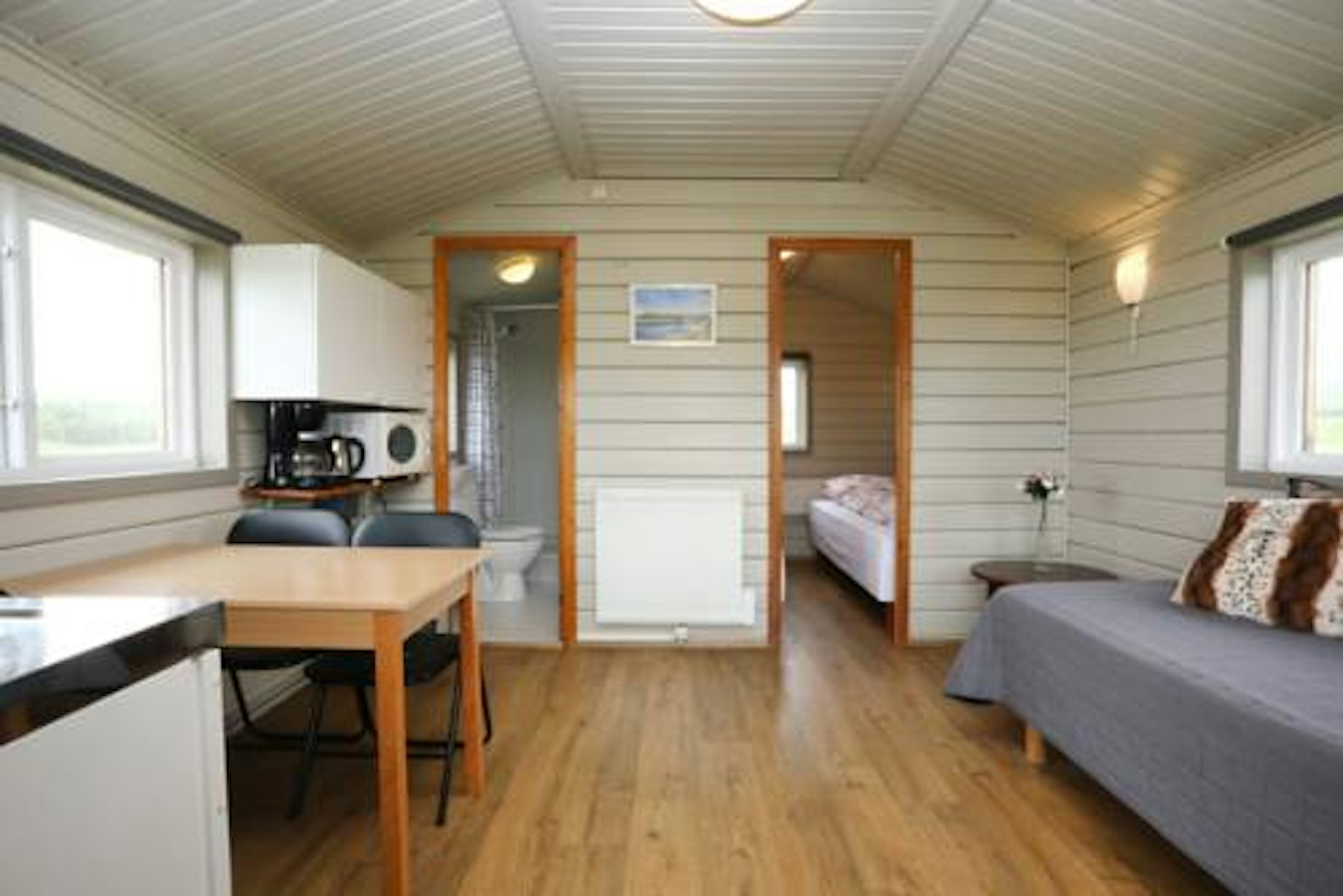 Hellisholar Cottages 8/19