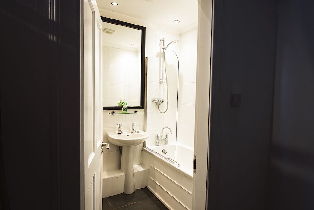Safestay Glasgow Charing Cross 25/31