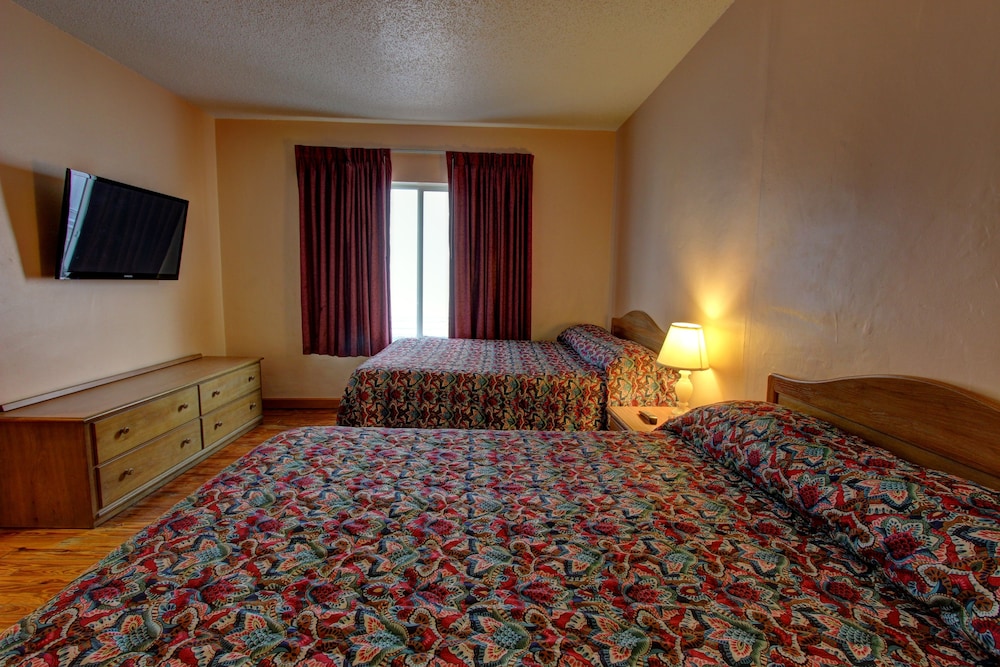 DELUXE, 2 BEDS