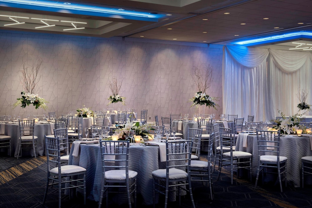 BWI Airport Marriott 23/38