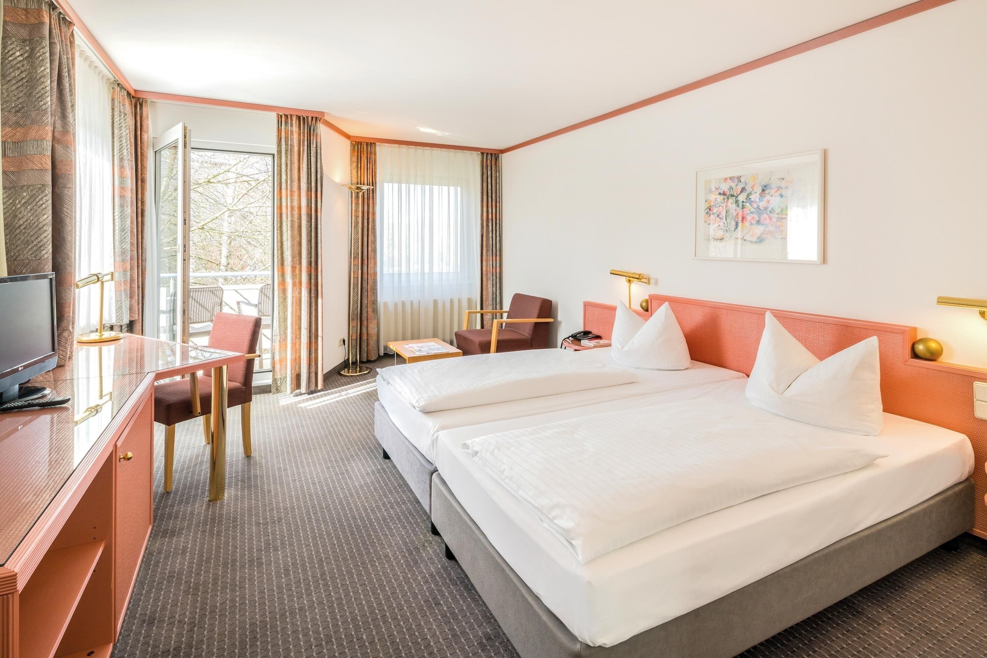Plus, Suite, 1 Double and 1 Single Bed, Sofa