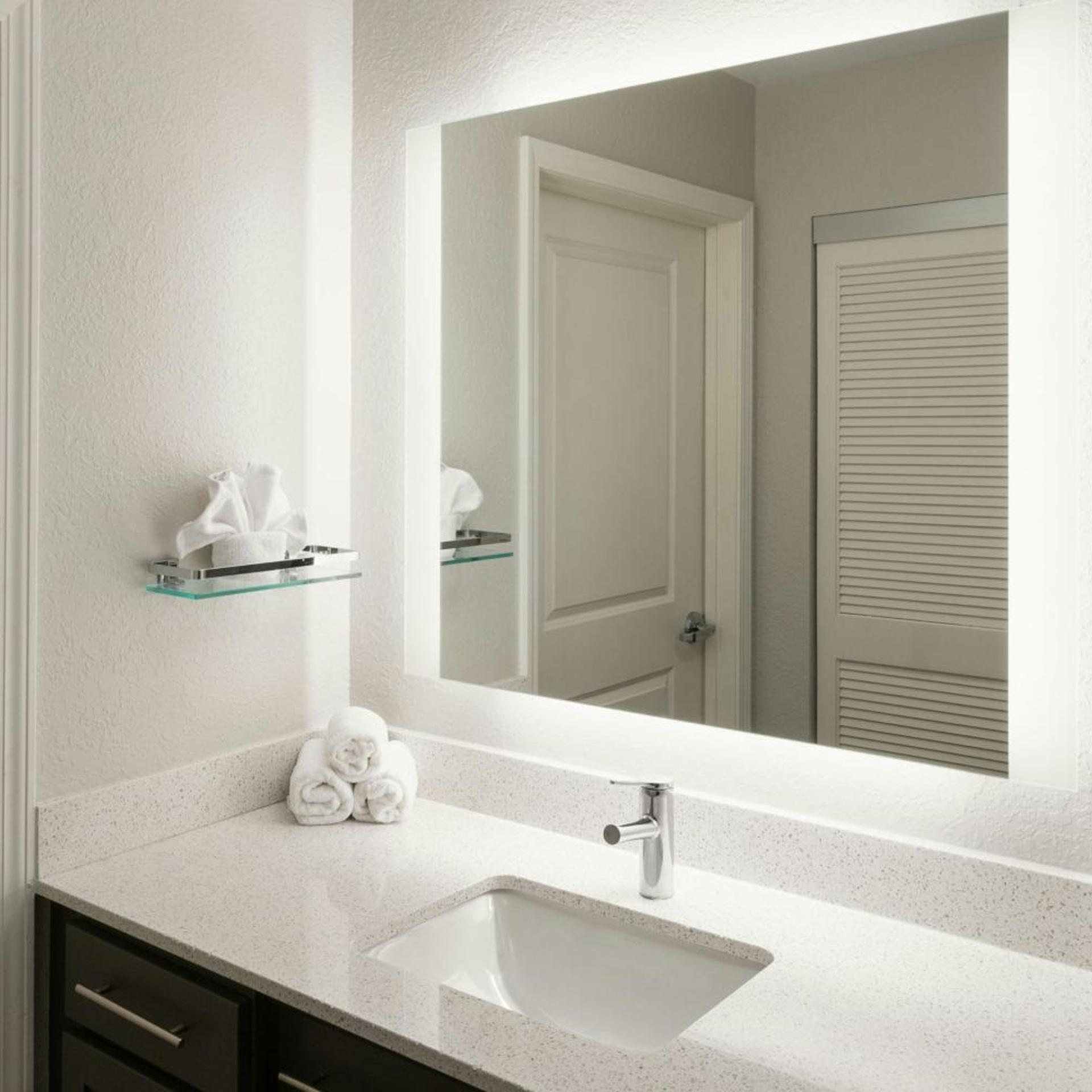 جناح بسرير كينج مع أريكة، Residence Inn Gainesville I-75 5/8
