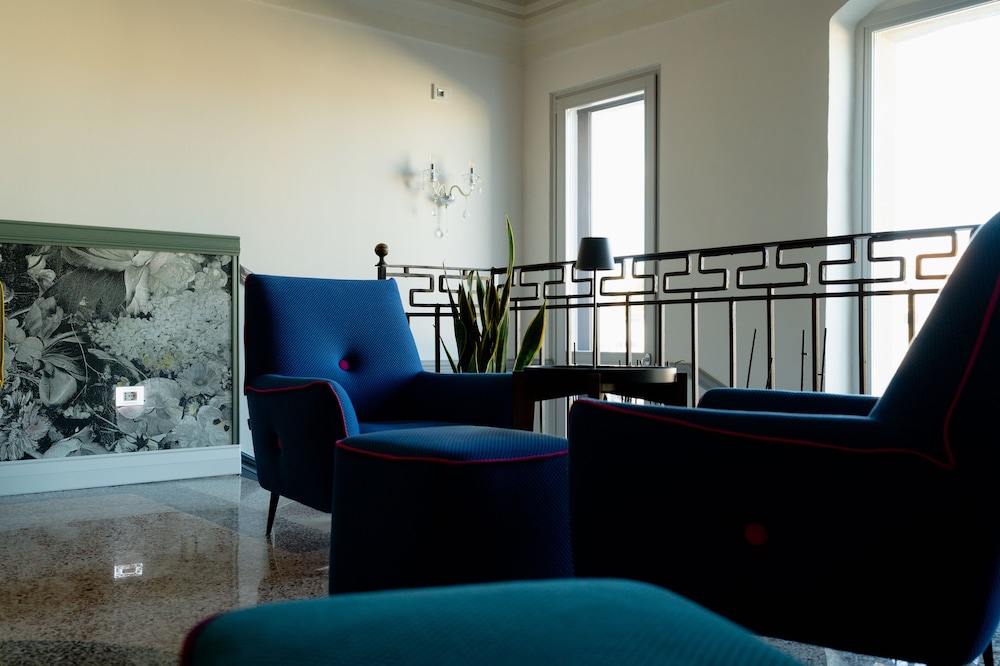Lo Stemma Luxury Boutique Hotel 42/60