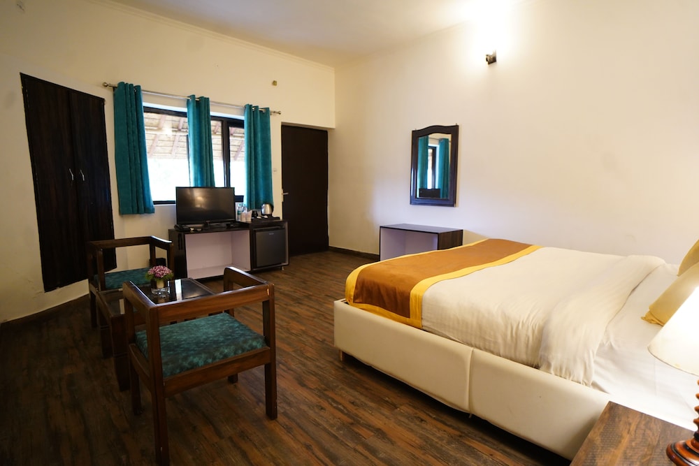 LA PERLE RIVER RESORTS 4/50