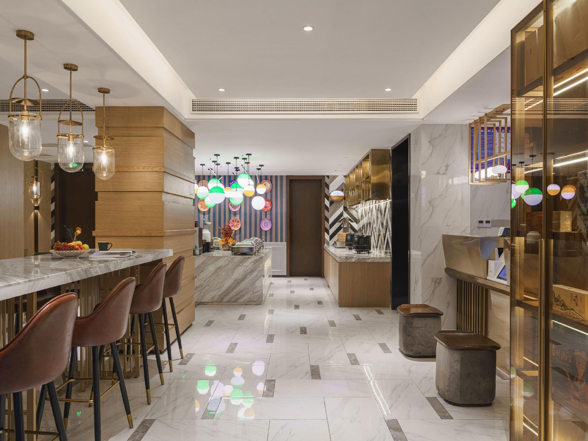 Magnotel guiyang fountain commercial center subway station hotel 27/37