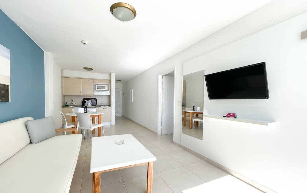 Playa Del Sol - Adults Only 33/50