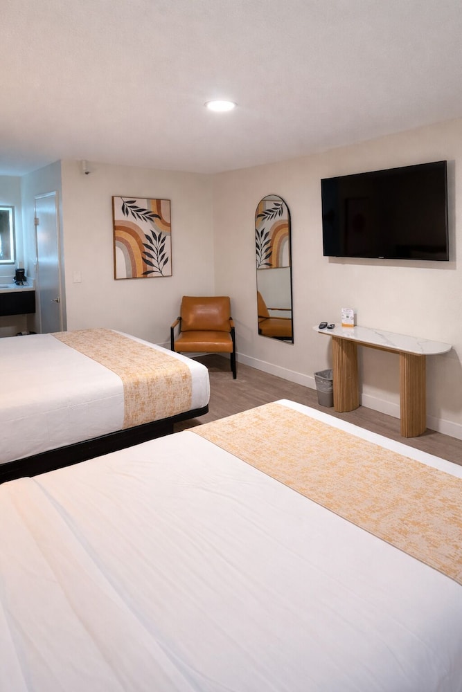 Riverleaf Inn Mission Valley 17/48