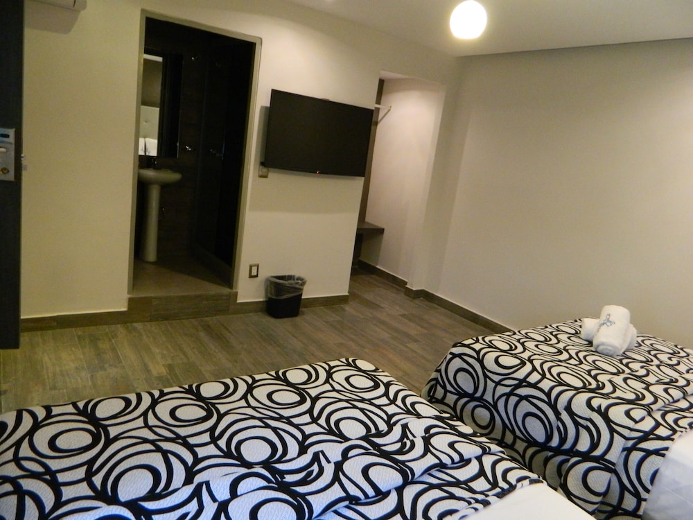 Hotel Flamingo Merida 24/51