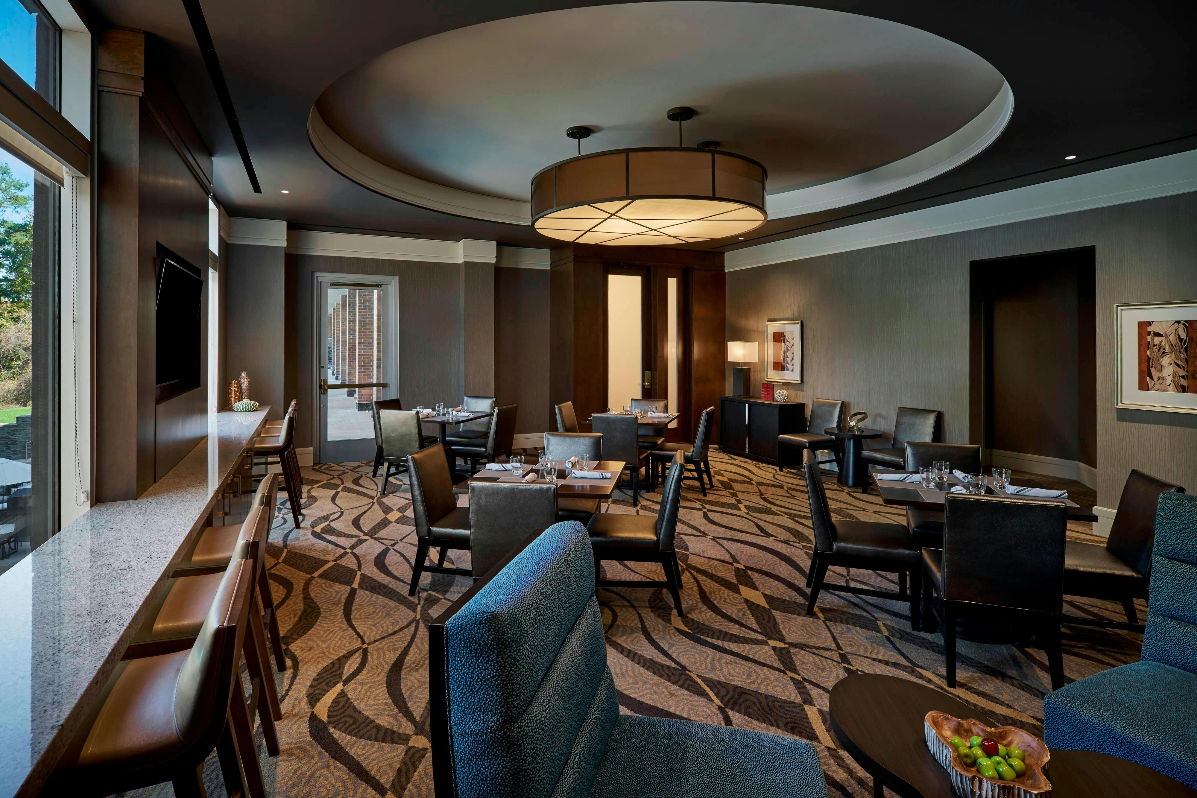 The Stateview Hotel Autograph Collection 40/57