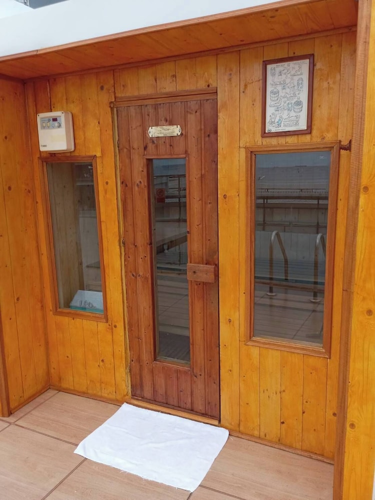 Karin Hotel & Serviced Apartment 26/44