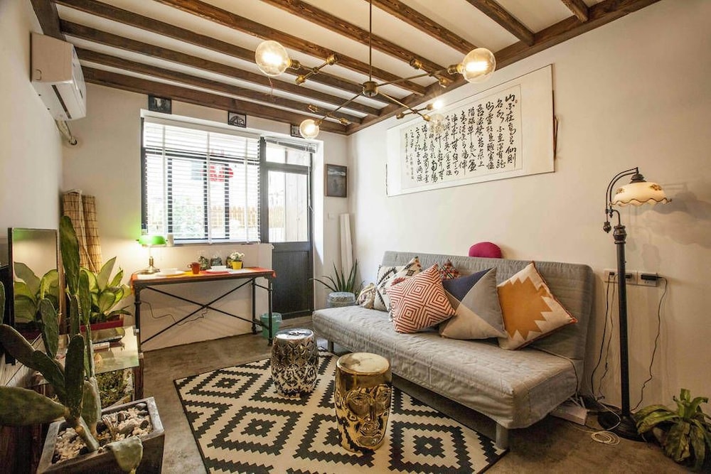 Jy Distributed Theme Hotel Apartment 46/71
