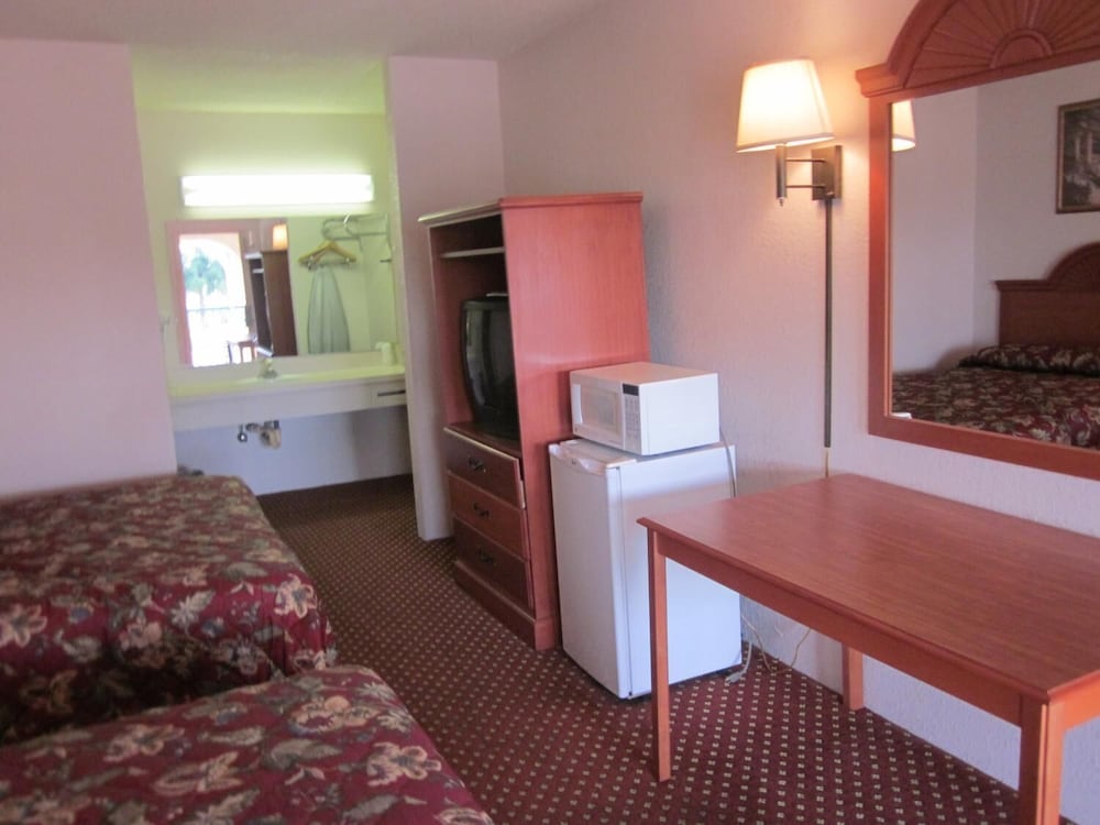 Westmont Inn - Lakeland 10/22