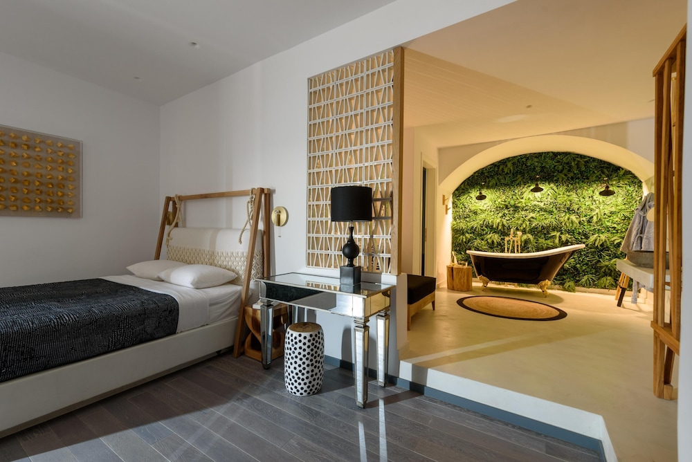 Deluxe, King Bed, Sea View, Outdoor Jetted Tub