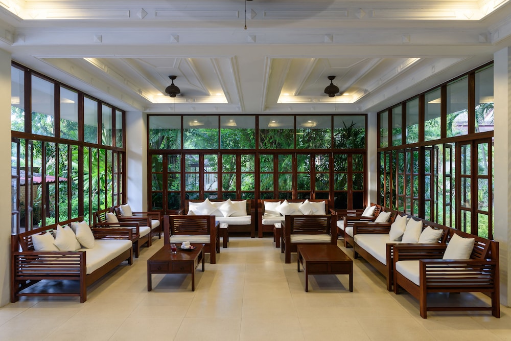 Paradise Beach Resort 35/42