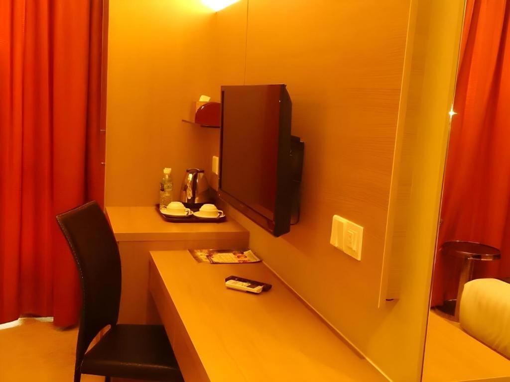 Amanson Signature Hotel 35/51