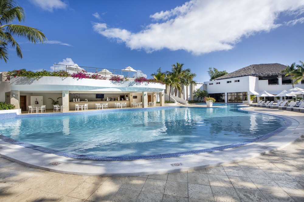 Viva Heavens by Wyndham A Trademark All Inclusive 6/63