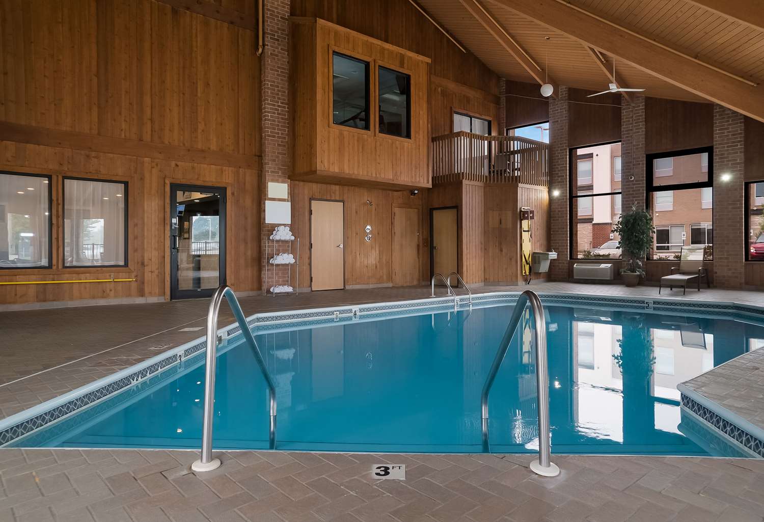 Quality Inn Grand Blanc - Flint South 17/23