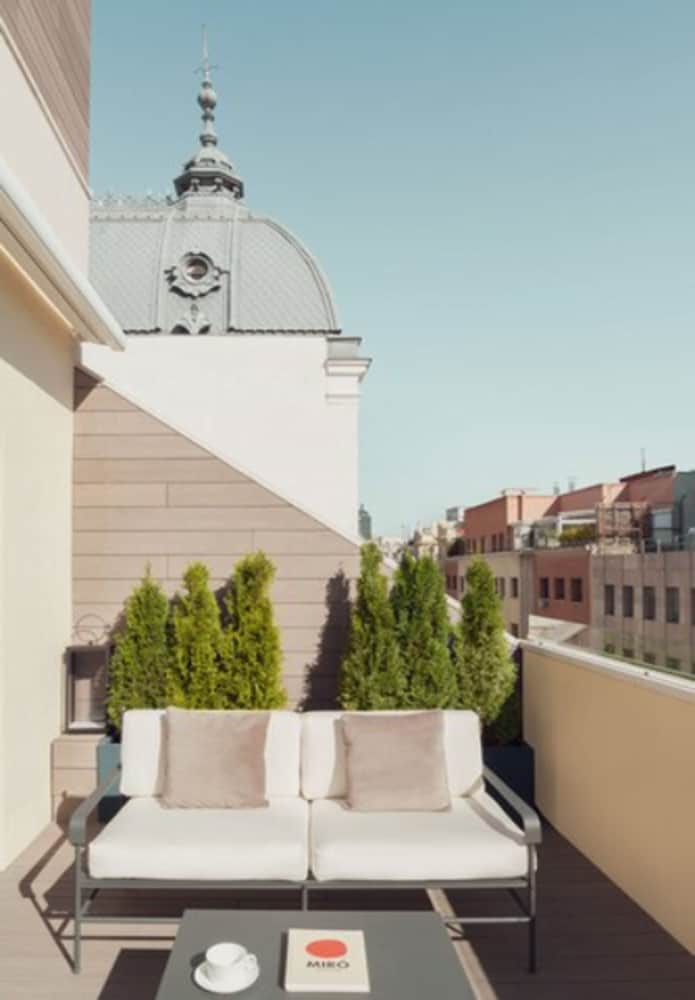 The Pavilions Madrid photo1