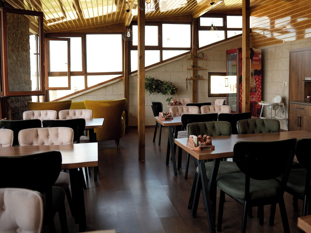 Calina Otel 35/50