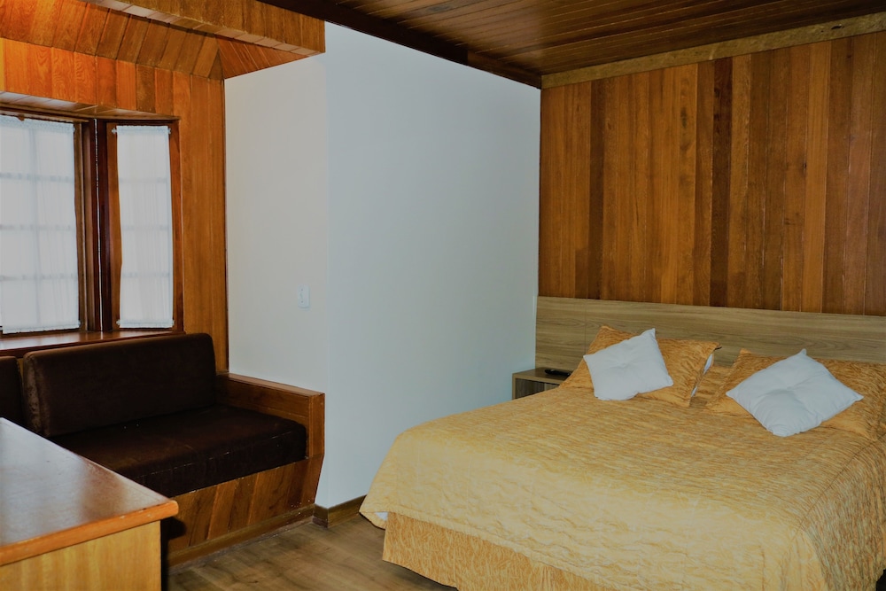 HOTEL BOLOGNA CAMPOS DE JORDAO 13/34