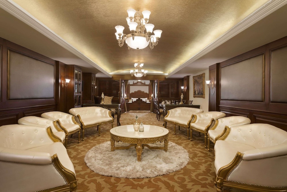 Ramada Plaza by Wyndham Chandigarh Zirakpur 36/58