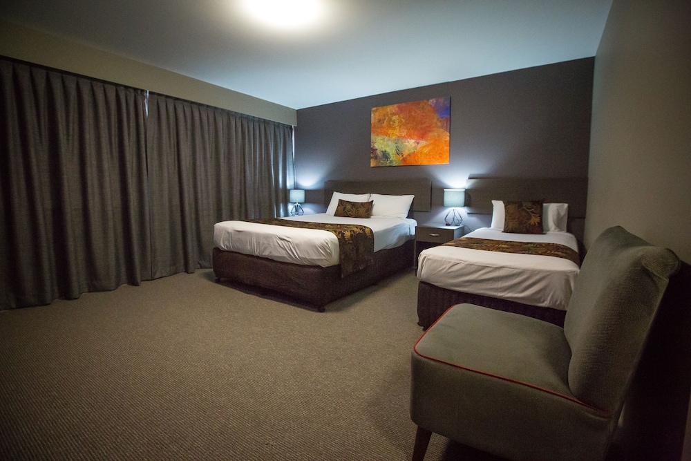 Gladstone Reef Hotel Motel 22/50
