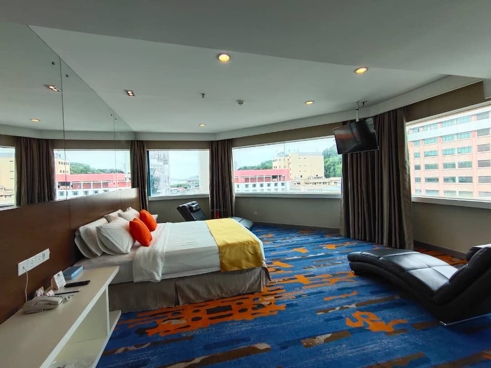 Hotel Capital 26/51