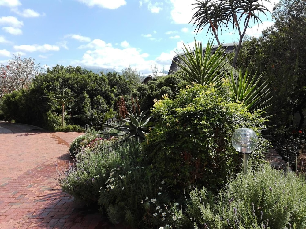 Paradise Cove Country House 25/47