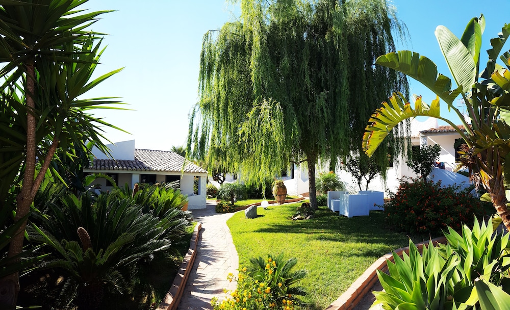 Hotel Baia del Capo 24/30