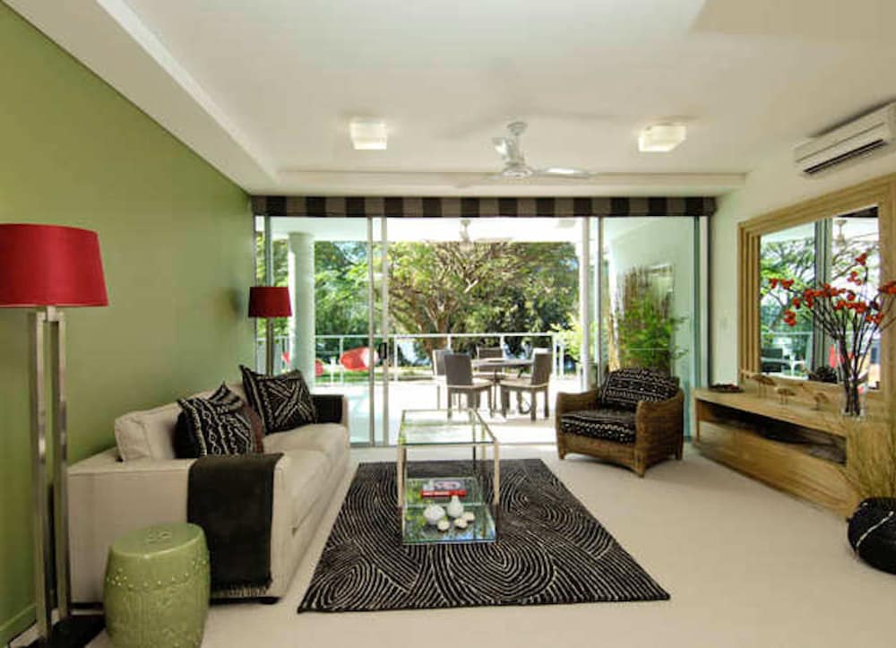 ITARA APARTMENTS 33/60