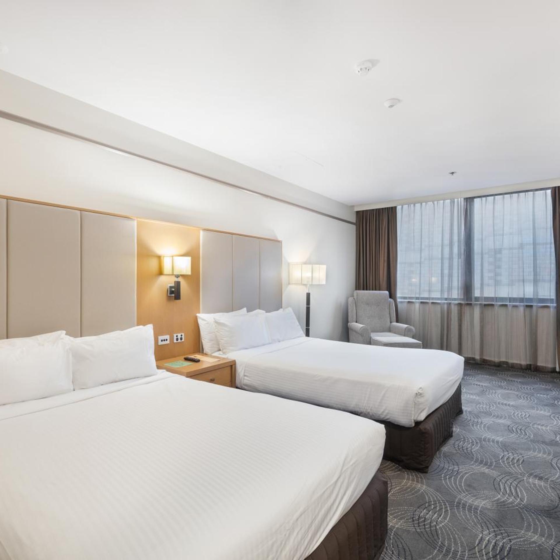 City, Superior, Double or Twin Bed، Stamford Plaza Adelaide 4/9