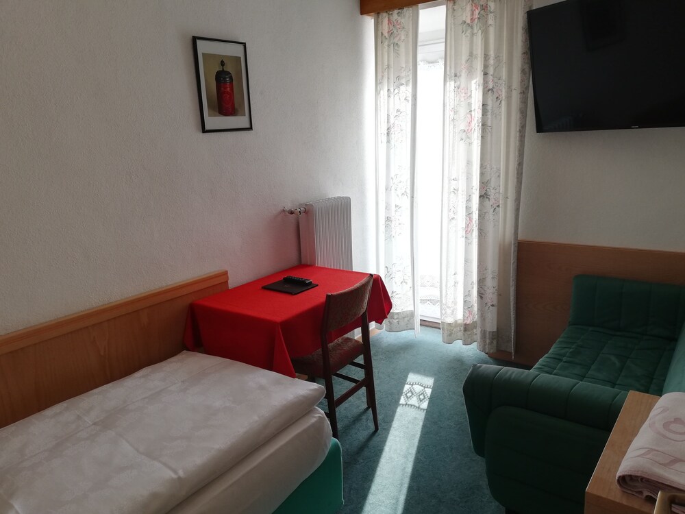 Hotel Rodes 50/68