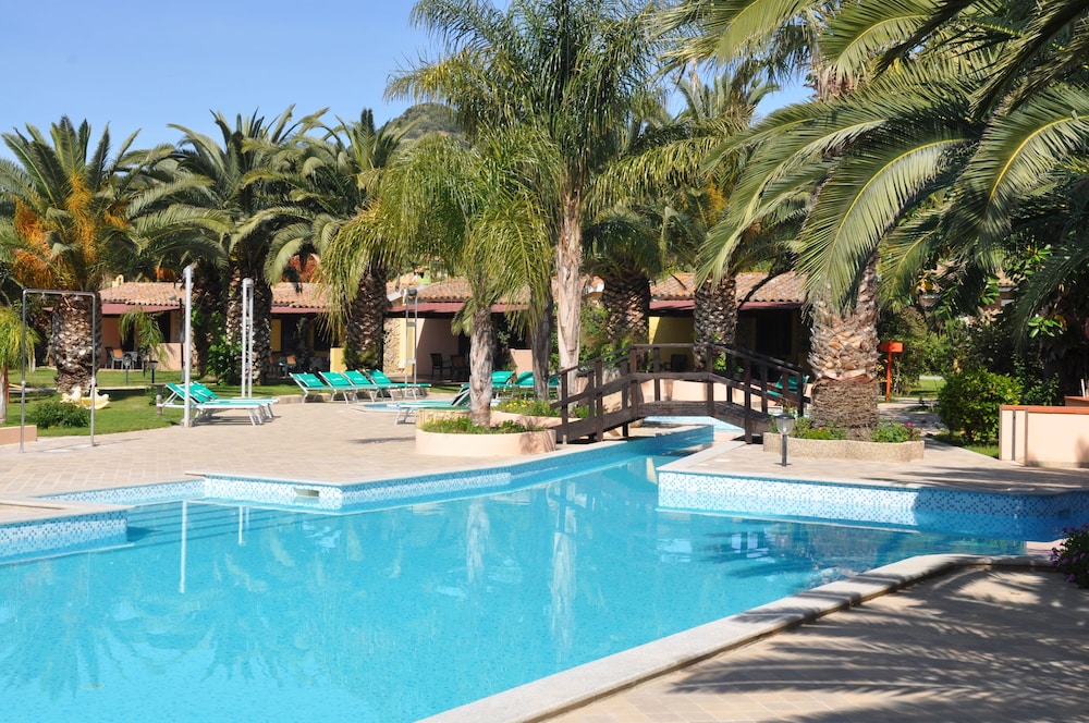 Green Village Resort 7/66