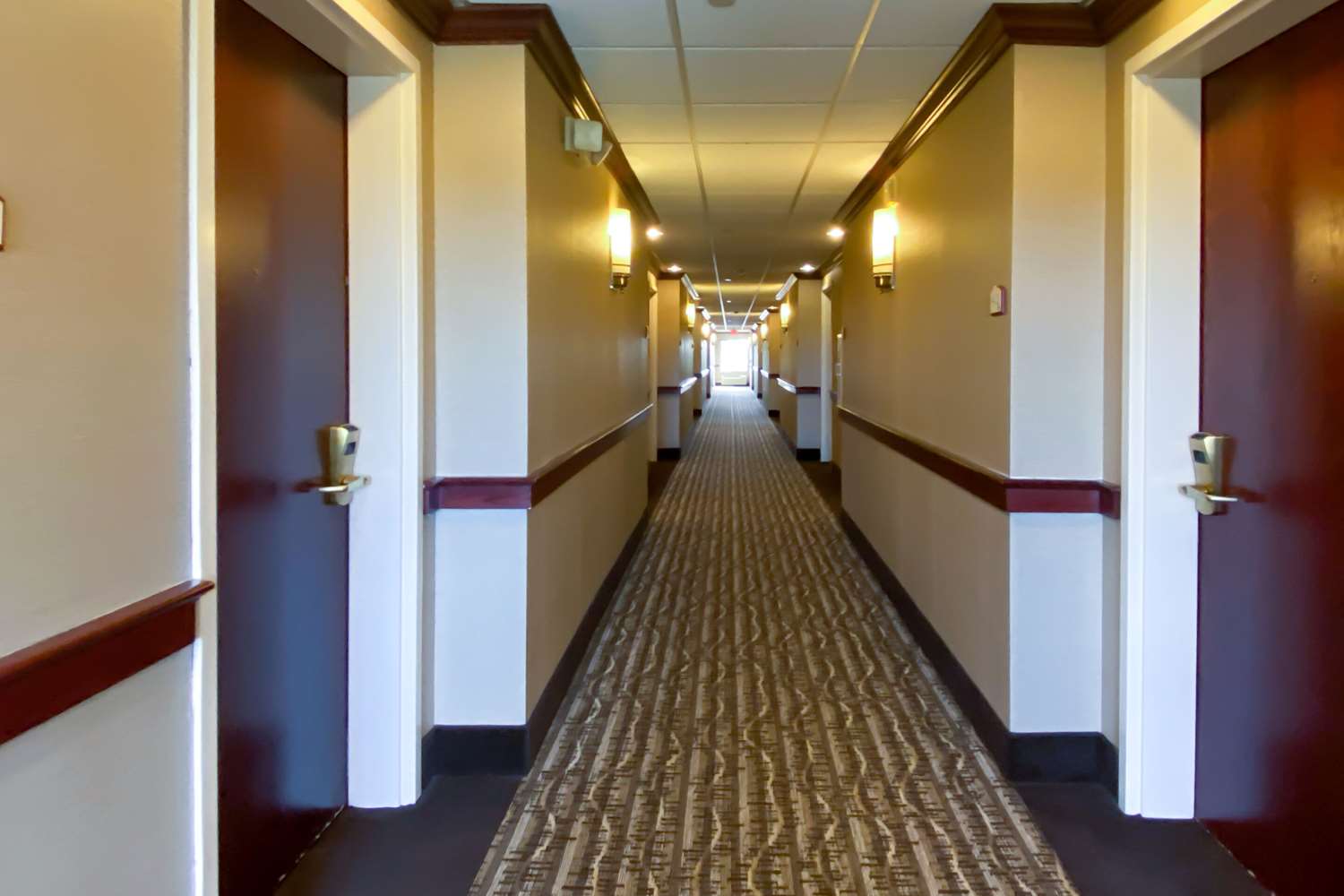 Comfort Inn East Windsor - Springfield 6/13