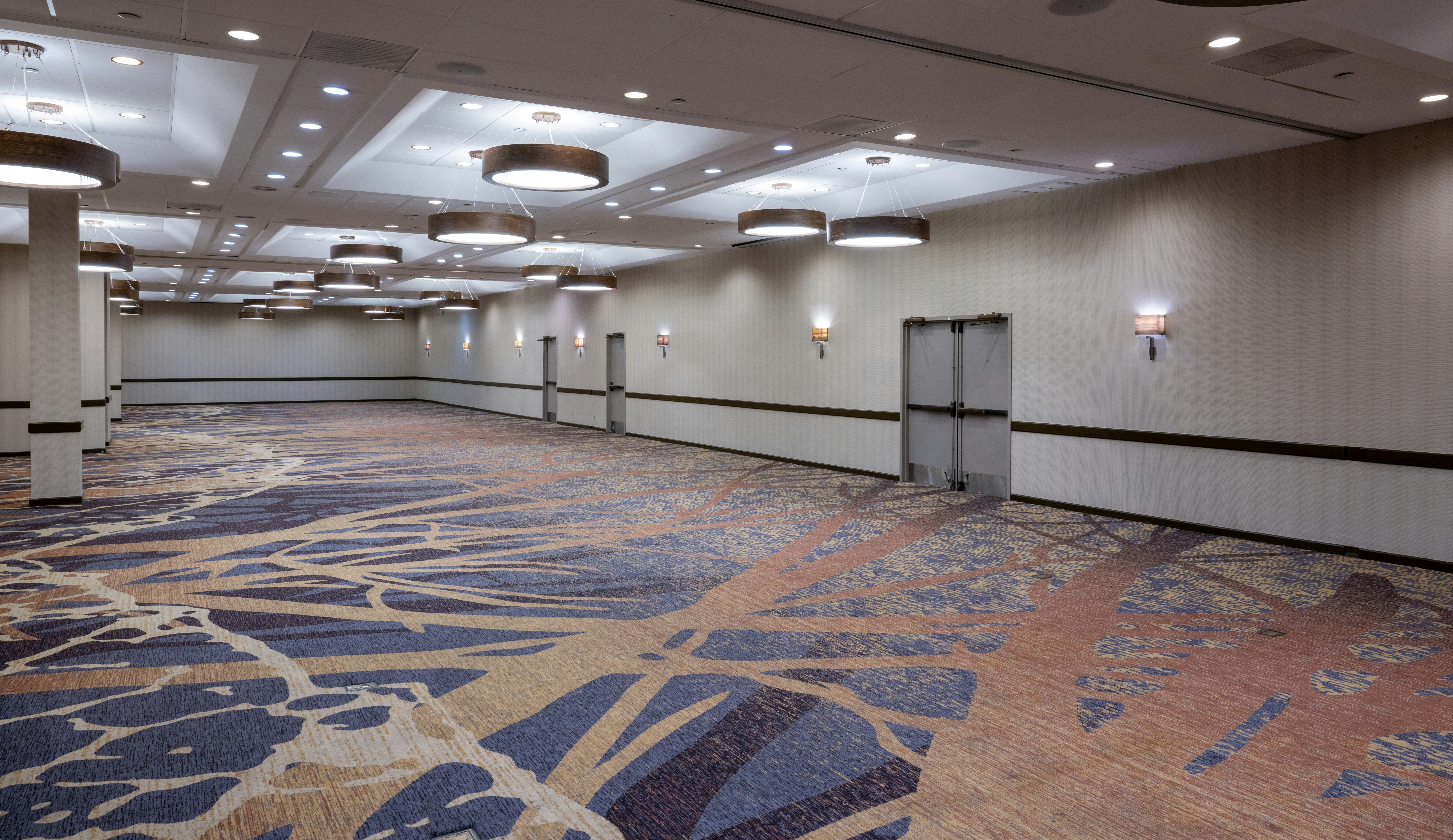 Embassy Suites by Hilton Seattle Bellevue 66/76