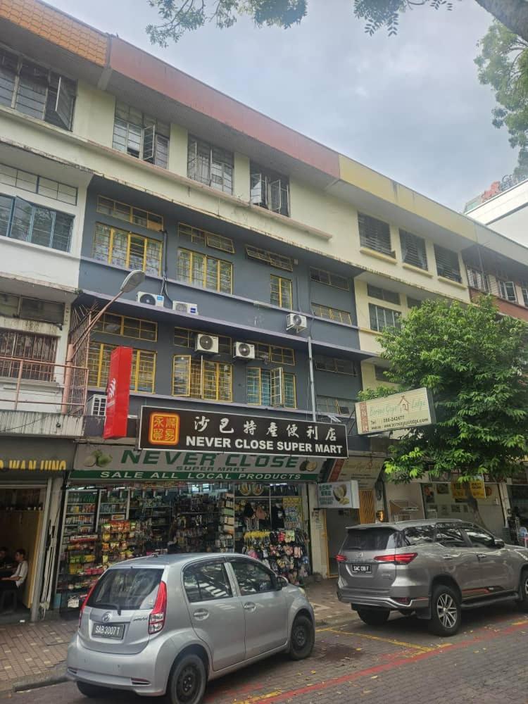 Borneo Gaya Lodge - Hostel 2/38