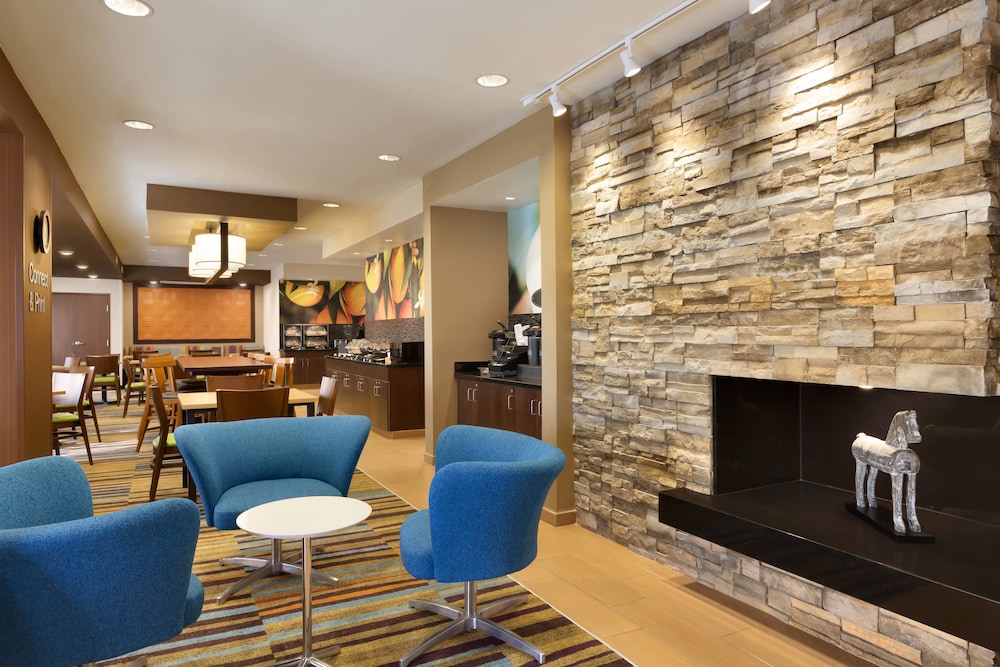 Fairfield Inn Suites Colorado Springs Air Force Academy 7/33