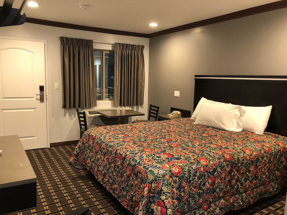 Starlight Inn South El Monte 22/62