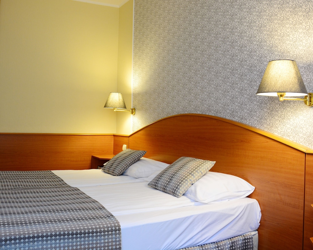 Hotel Orion Varkert 8/61