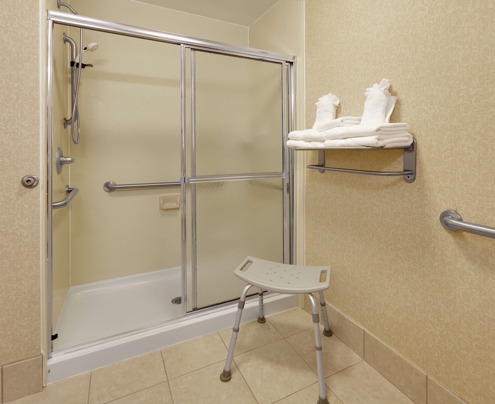Hampton Inn & Suites Southern Pines-Pinehurst 10/42