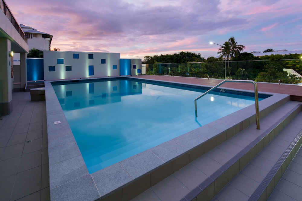 Pacific Hotel Cairns 45/72