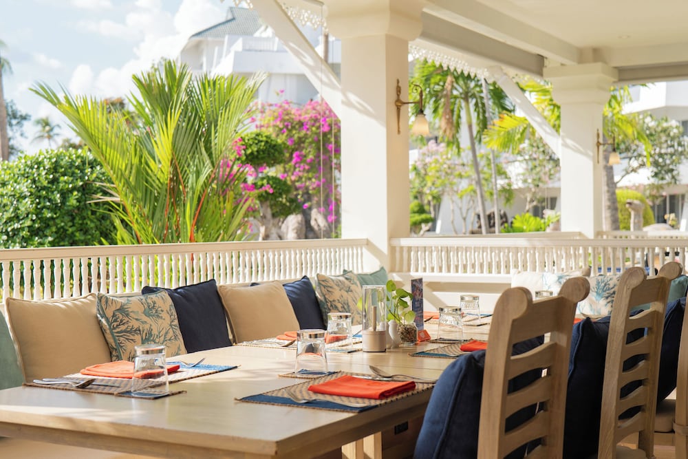 Thavorn Palm Beach Resort 44/58