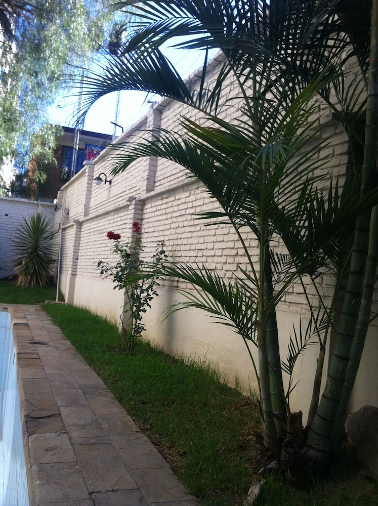 El Prado Hotel 2/36